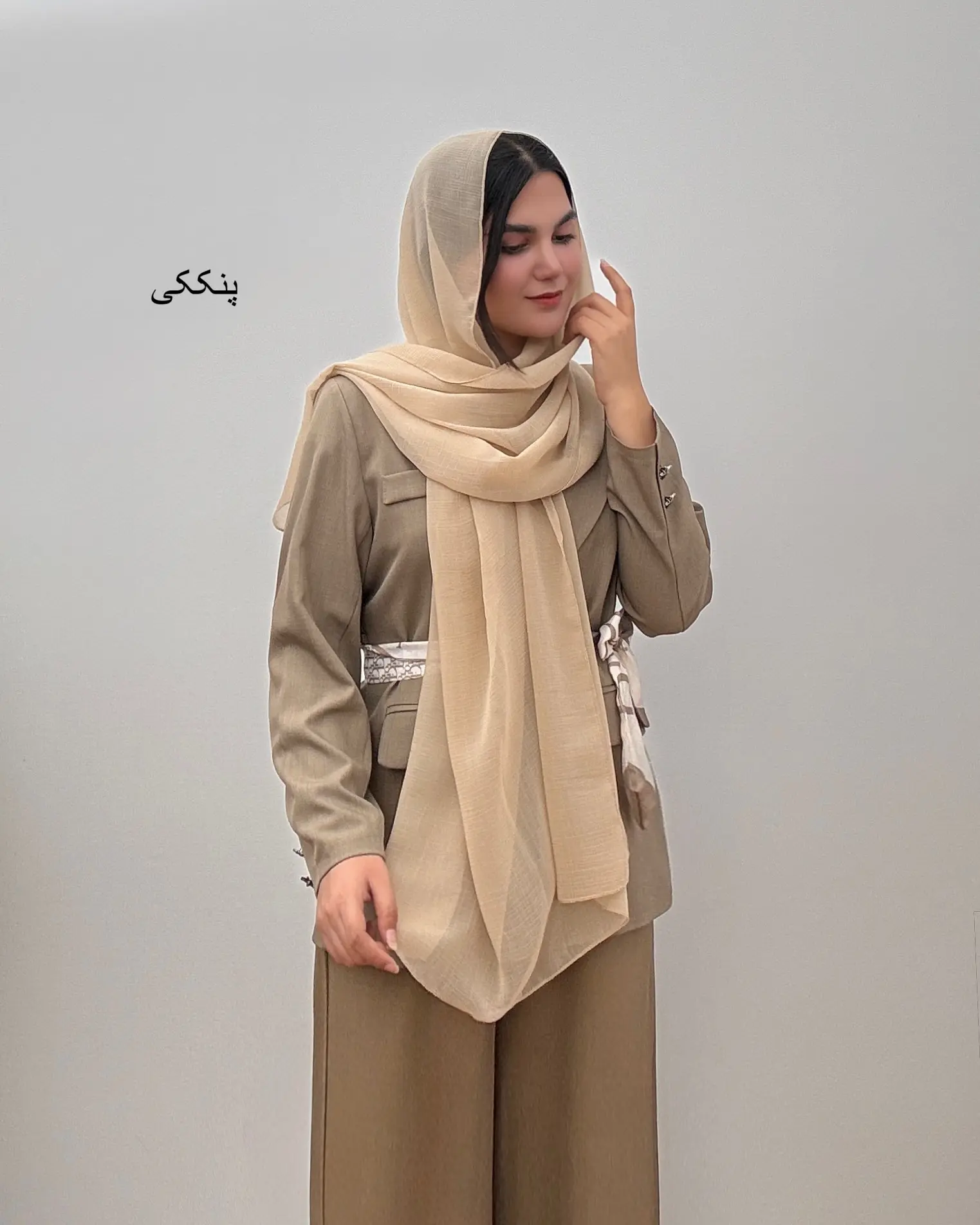 شال حریر شیشه ای طرح پفکی